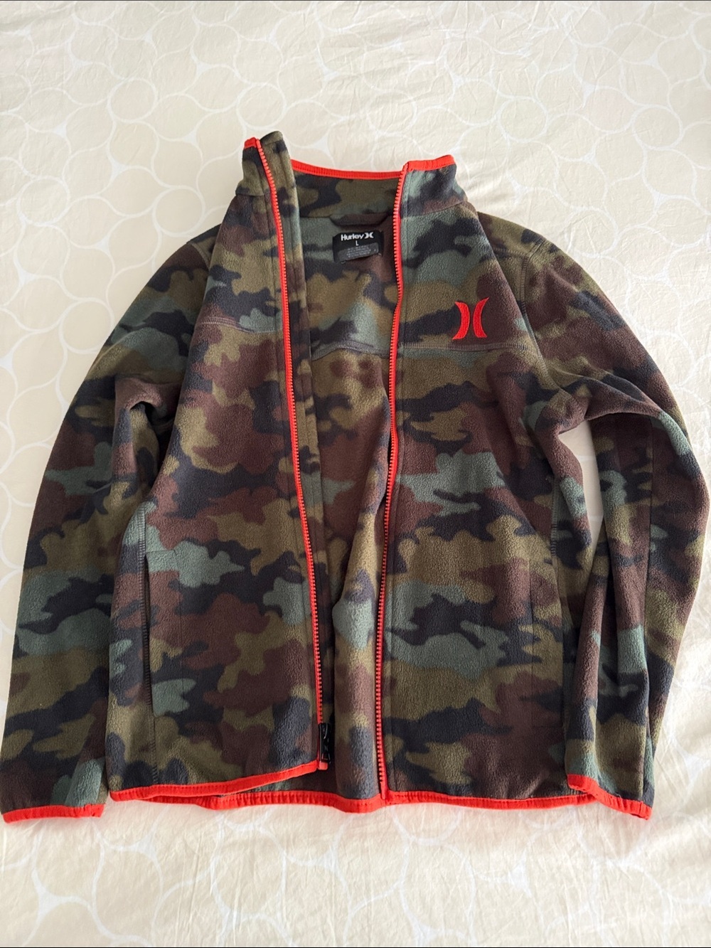 Hurley Kids' Camo Fleece with Orange Trim boys size large and Jets sweater large